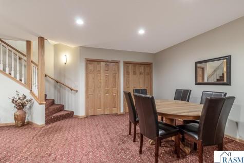 2142 Arlington Lane North Mankato MN 56003