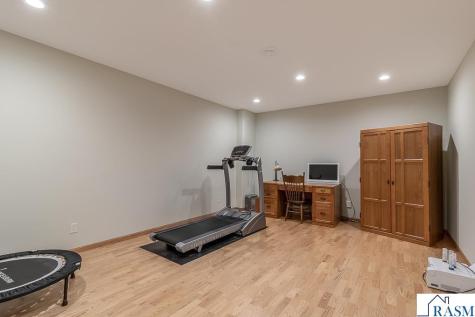 2142 Arlington Lane North Mankato MN 56003