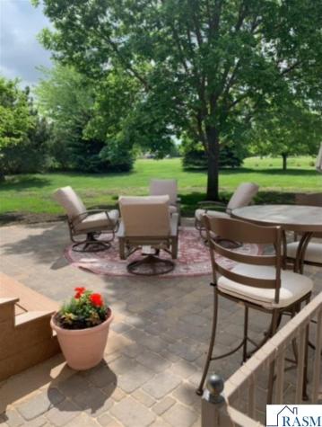 2142 Arlington Lane North Mankato MN 56003
