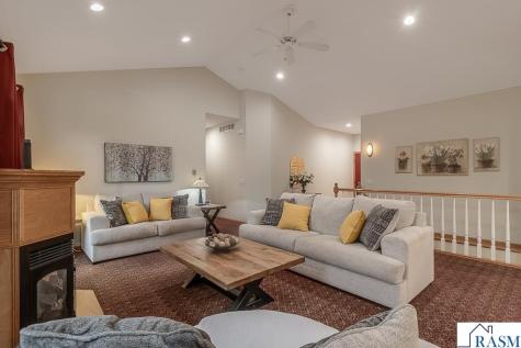 2142 Arlington Lane North Mankato MN 56003