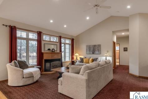 2142 Arlington Lane North Mankato MN 56003
