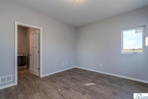 3203 Noble Drive Mankato MN 56001