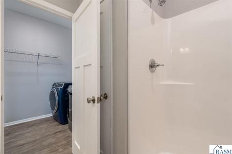 3203 Noble Drive Mankato MN 56001