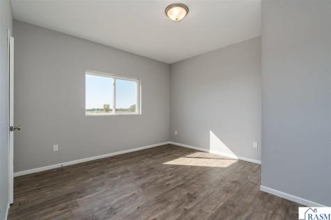 3203 Noble Drive Mankato MN 56001