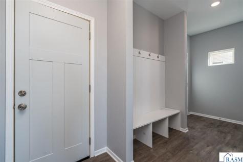 3203 Noble Drive Mankato MN 56001