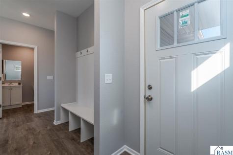 3203 Noble Drive Mankato MN 56001