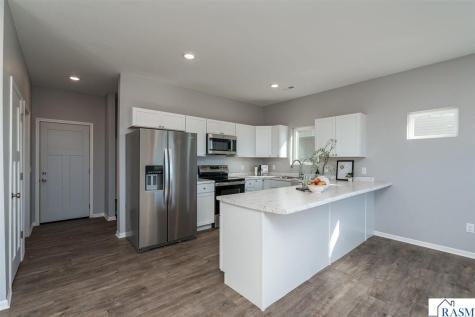 3203 Noble Drive Mankato MN 56001