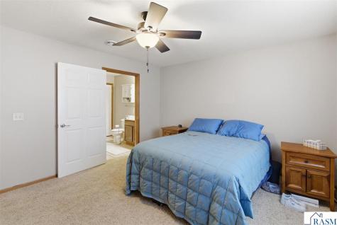 120 Palmer Path Mankato MN 56001