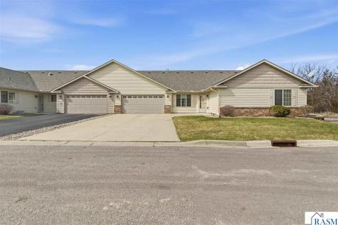 120 Palmer Path Mankato MN 56001