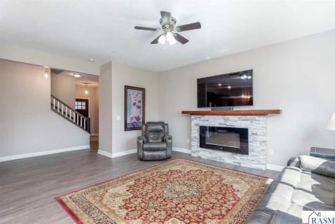 109 Tranquility Trail Mankato MN 56001