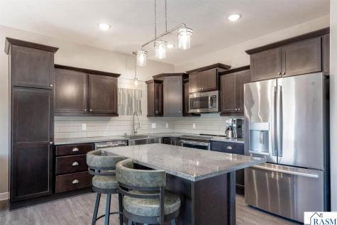 109 Tranquility Trail Mankato MN 56001
