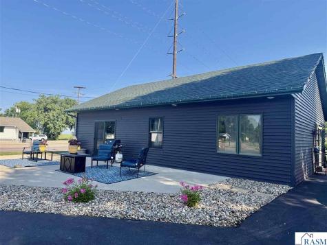 1007 Broadway Street Cleveland MN 56017