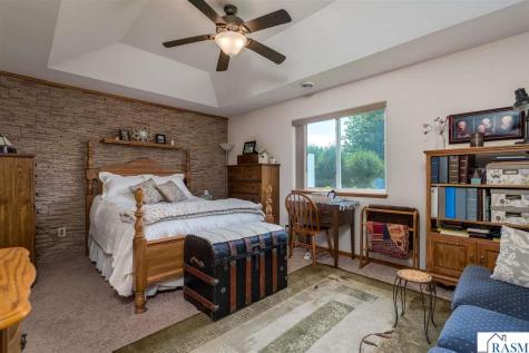 15 Sarah Circle North Mankato MN 56003
