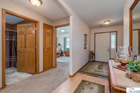 15 Sarah Circle North Mankato MN 56003