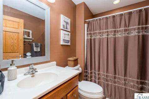 15 Sarah Circle North Mankato MN 56003