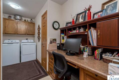 15 Sarah Circle North Mankato MN 56003