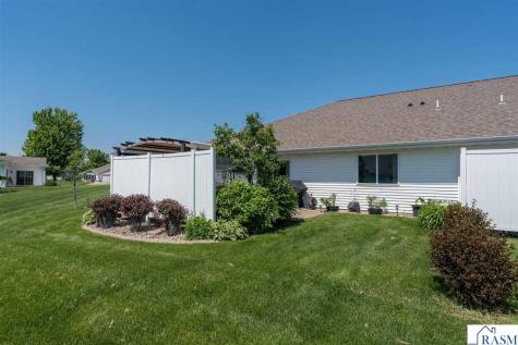 15 Sarah Circle North Mankato MN 56003