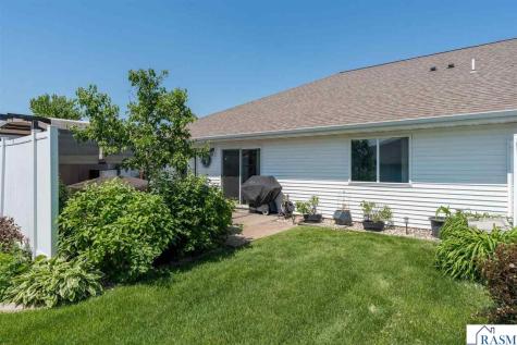 15 Sarah Circle North Mankato MN 56003
