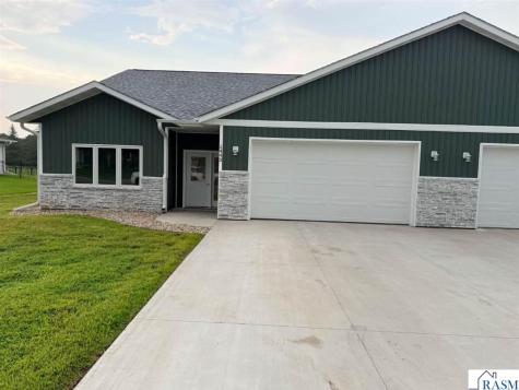1443 N 7th Street New Ulm MN 56073