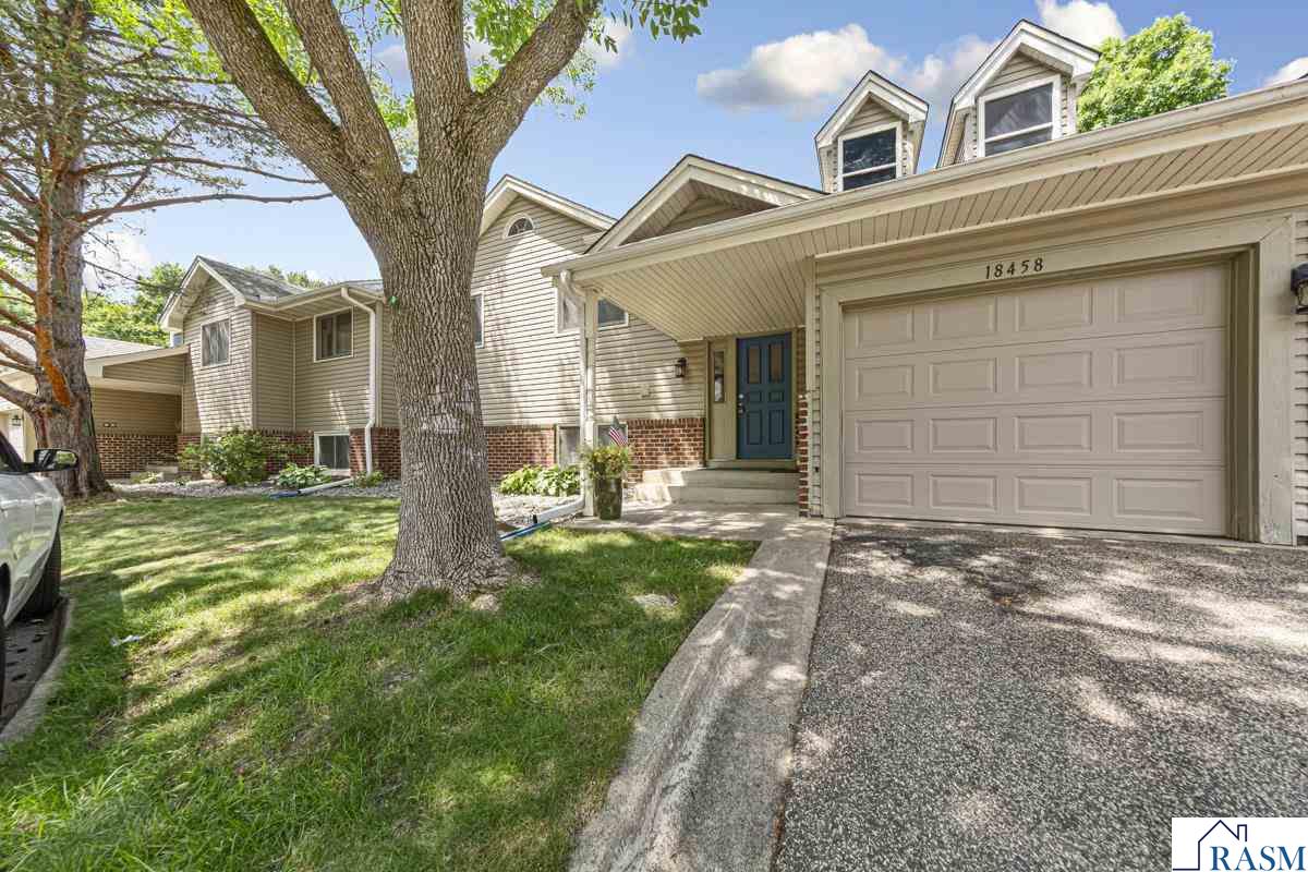 18450 Creeks Bend Drive Minnetonka MN 55345