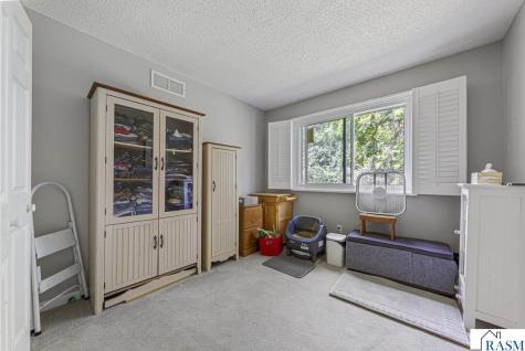 18450 Creeks Bend Drive Minnetonka MN 55345