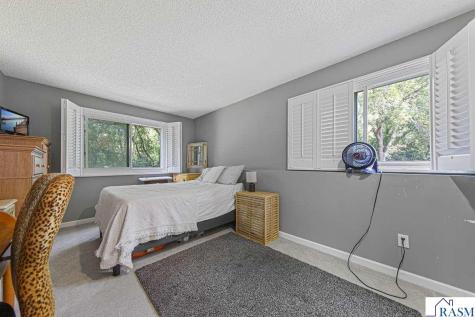 18450 Creeks Bend Drive Minnetonka MN 55345
