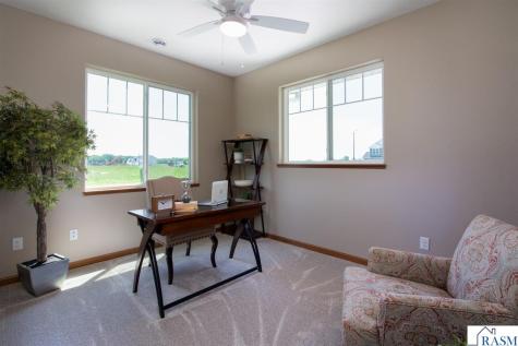 3116 Bassett Drive Mankato MN 56001
