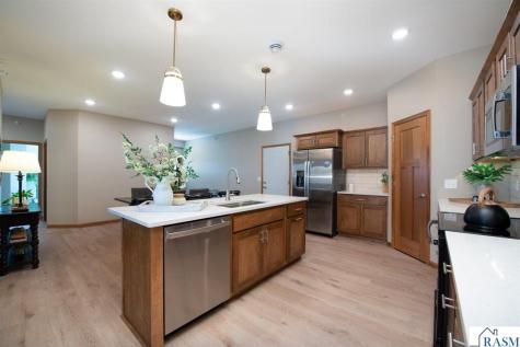 3116 Bassett Drive Mankato MN 56001