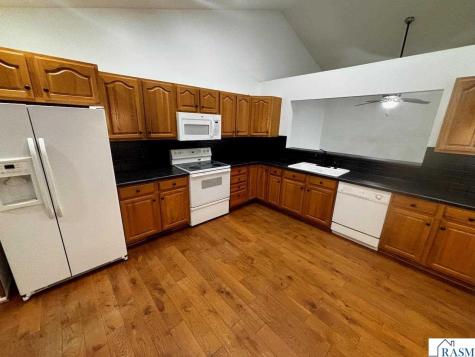 1201 Rockbend Parkway St. Peter MN 56082