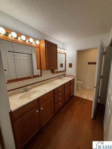 1201 Rockbend Parkway St. Peter MN 56082
