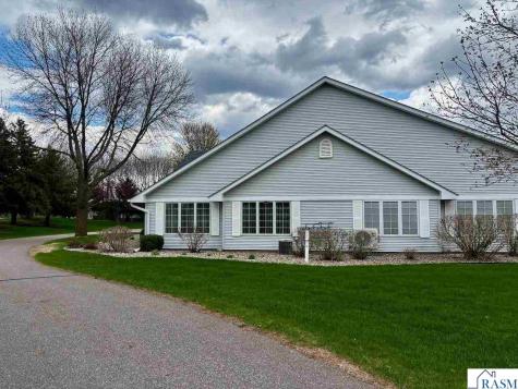 1201 Rockbend Parkway St. Peter MN 56082