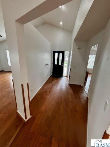 1201 Rockbend Parkway St. Peter MN 56082