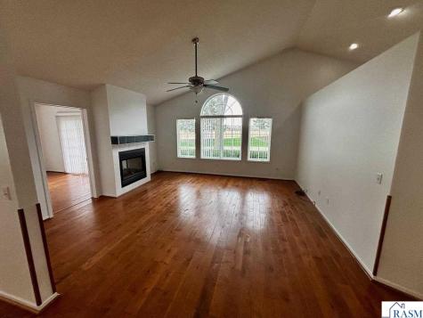 1201 Rockbend Parkway St. Peter MN 56082