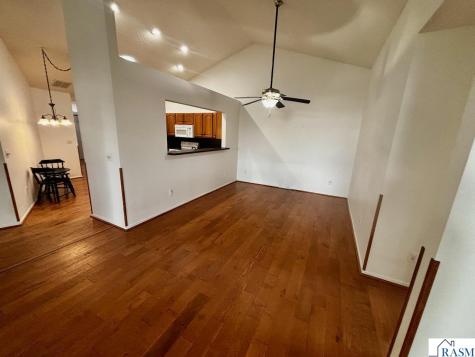 1201 Rockbend Parkway St. Peter MN 56082