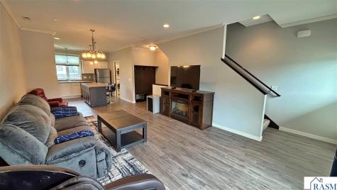 2157 Rolling Green Lane North Mankato MN 56003