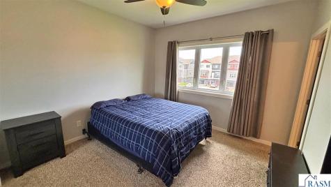 2157 Rolling Green Lane North Mankato MN 56003