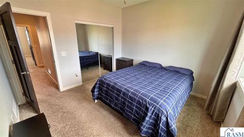 2157 Rolling Green Lane North Mankato MN 56003