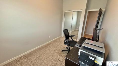 2157 Rolling Green Lane North Mankato MN 56003