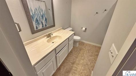 2157 Rolling Green Lane North Mankato MN 56003