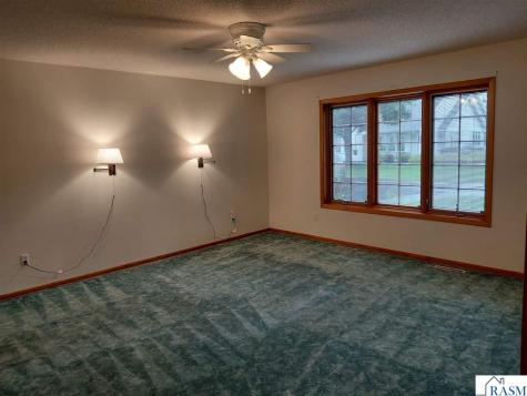 1507 Graystone Lane North Mankato MN 56003