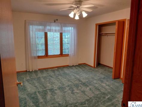 1507 Graystone Lane North Mankato MN 56003
