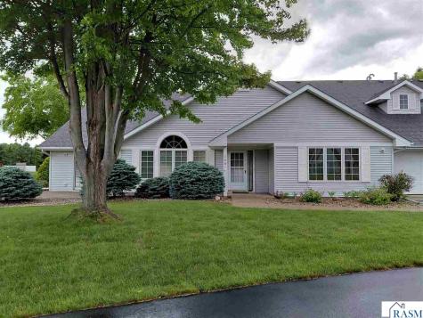 1507 Graystone Lane North Mankato MN 56003