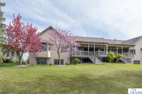 109 Teton Court Mankato MN 56001