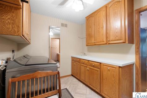 109 Teton Court Mankato MN 56001