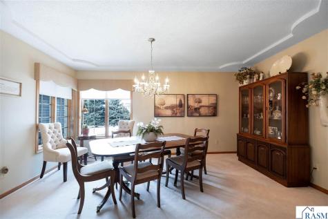 109 Teton Court Mankato MN 56001