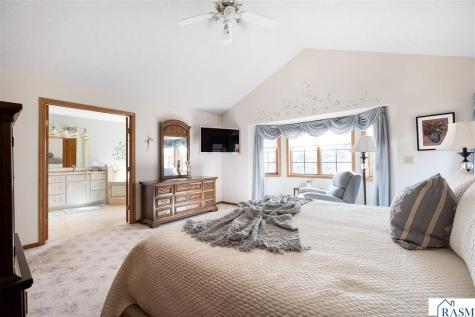 109 Teton Court Mankato MN 56001