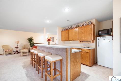 109 Teton Court Mankato MN 56001