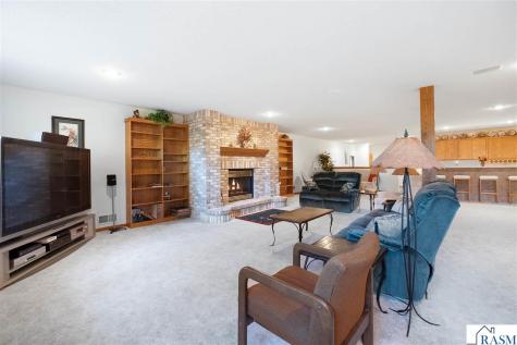 109 Teton Court Mankato MN 56001
