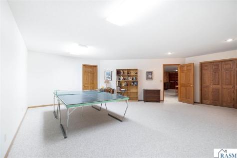 109 Teton Court Mankato MN 56001