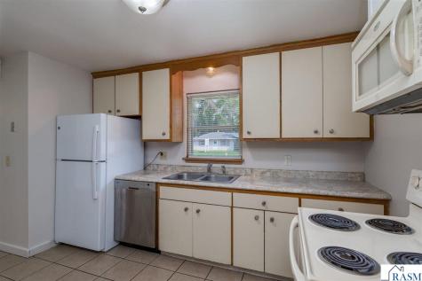109 Jay Street Le Sueur MN 56058